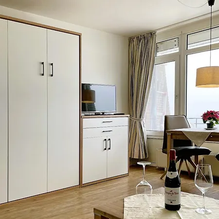 Klaar Kiming 5b, Sandwall