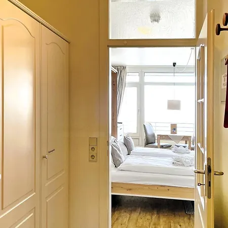 Klaar Kiming 5b, Sandwall