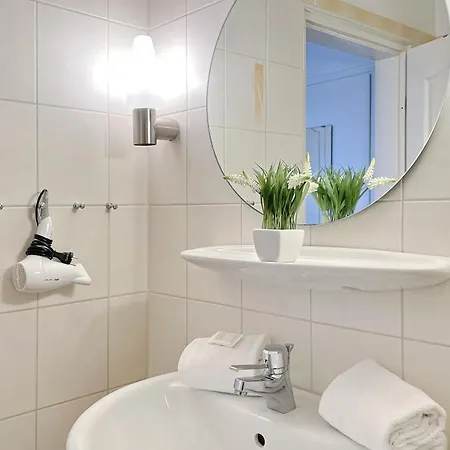 Klaar Kiming 5b, Sandwall *